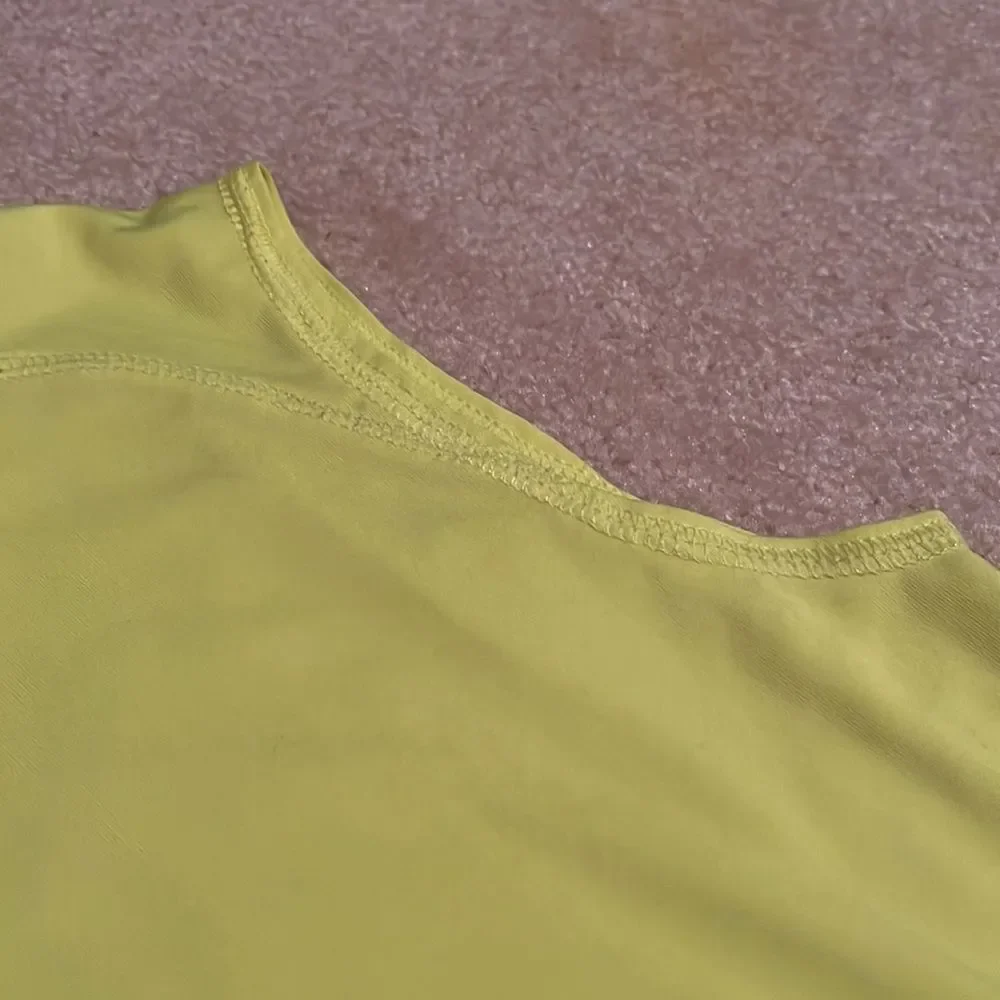 BOYS SIZE LARGE (10/12) NEON TANK TOP!